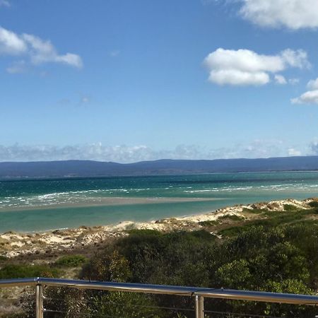 Sandbar Beach House Villa Coles Bay Esterno foto