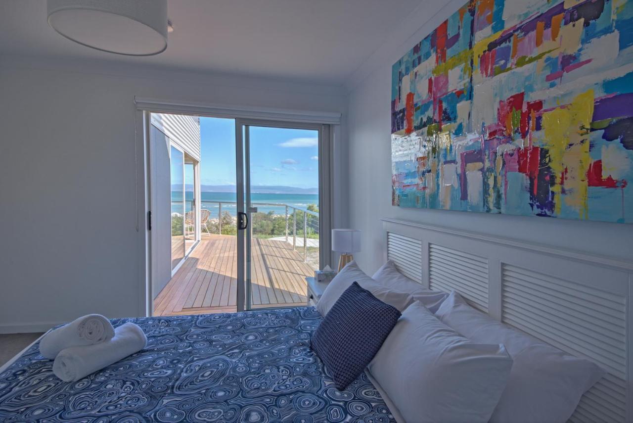 Sandbar Beach House Villa Coles Bay Esterno foto